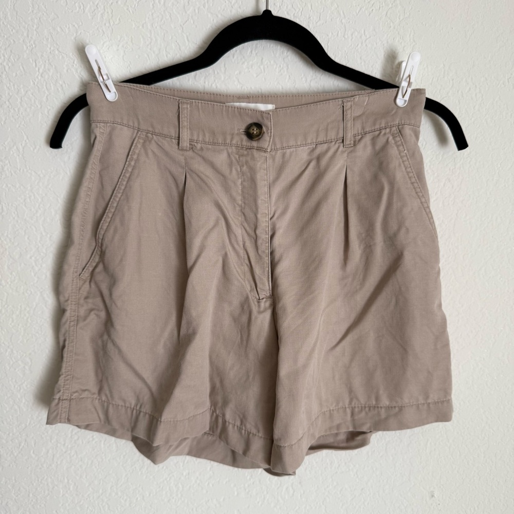 H&M Tan Shorts